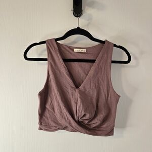 COTTON ON - size M crop top